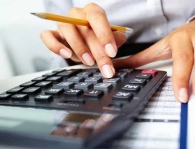 «Παγίδες» τεκμηρίων και στις φετινές δηλώσεις – Τι θα μας χρεώσει η εφορία για σπίτια, σκάφη και Ι.Χ